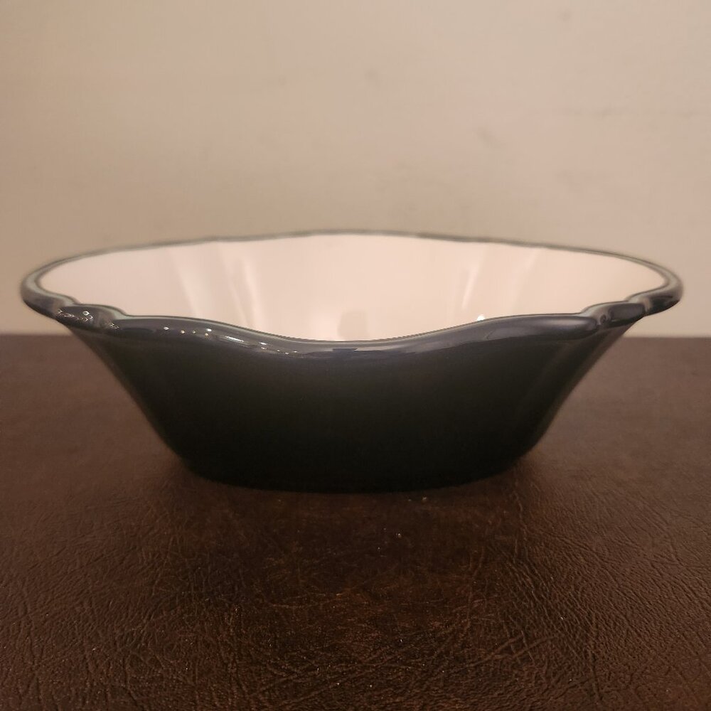 Grassland Road Ceramic Serving Dish in black and white